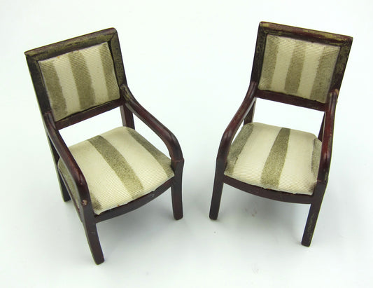 Pair of chairs Pat1058