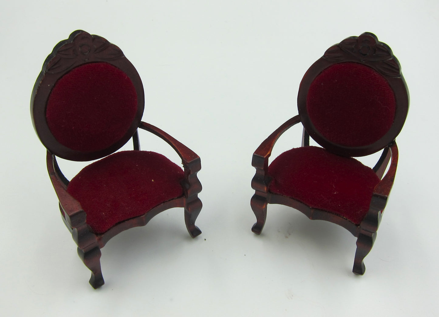 Pair of chairs Pat1060