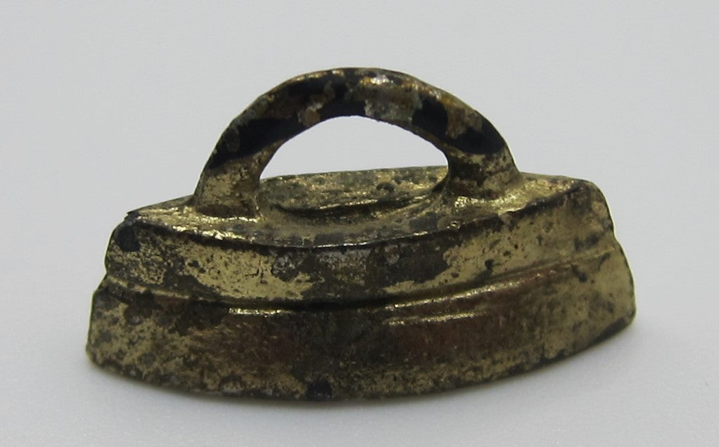 Golden Metal Iron PAT1245
