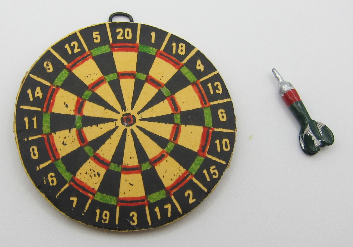 Dart Board with Dart PAT1420