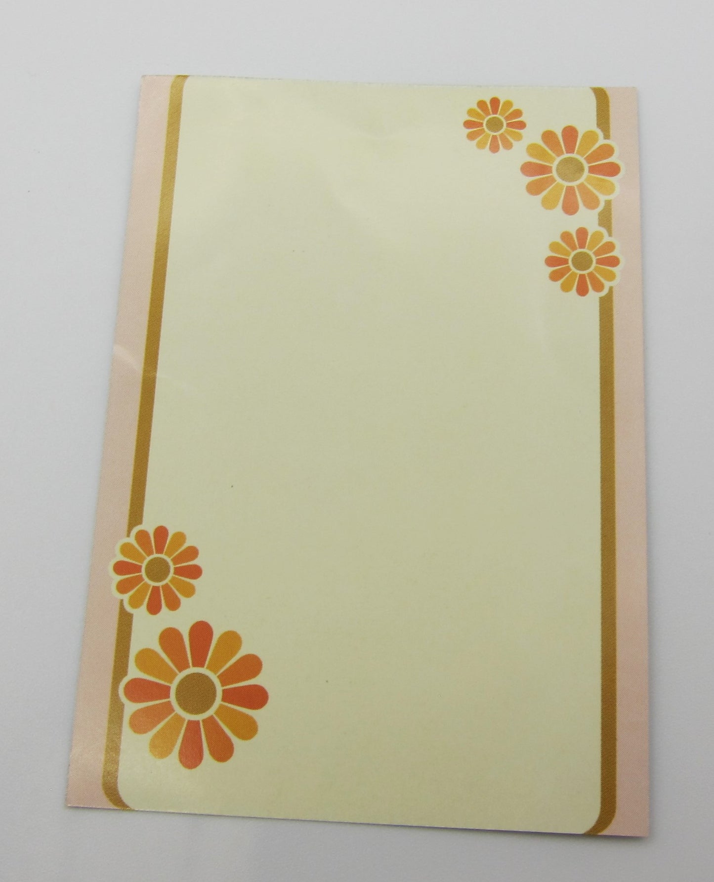 Glossy Tablecloth PAT1580