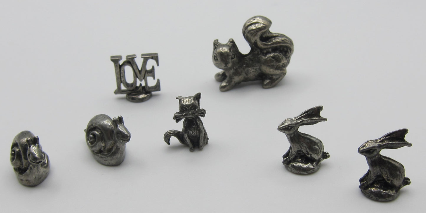 6 Animals & a LOVE Sign PAT1600