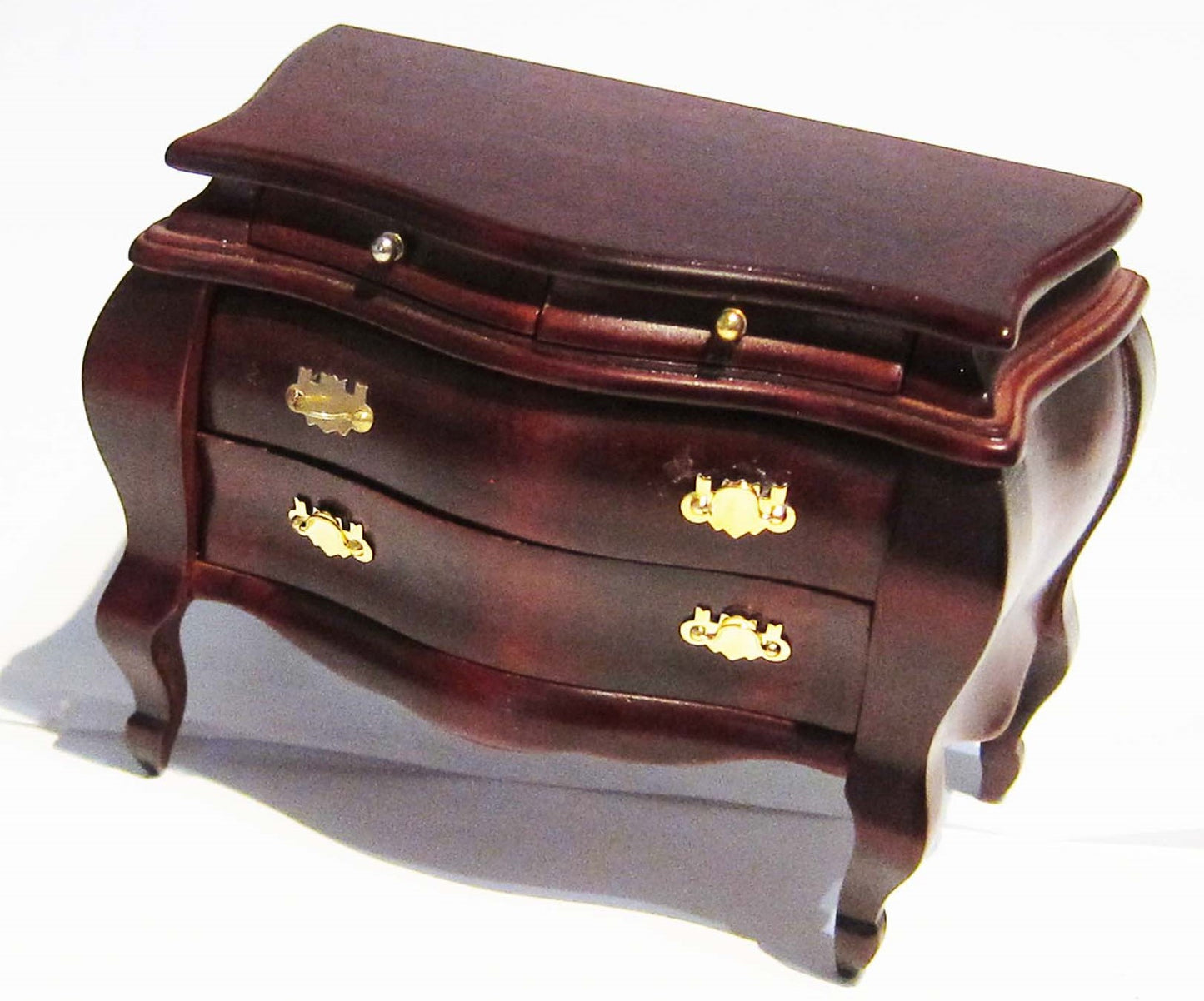 Bombay Chest PAT264