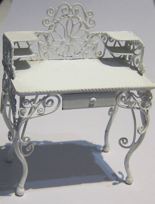 Metal Writing Desk PAT511