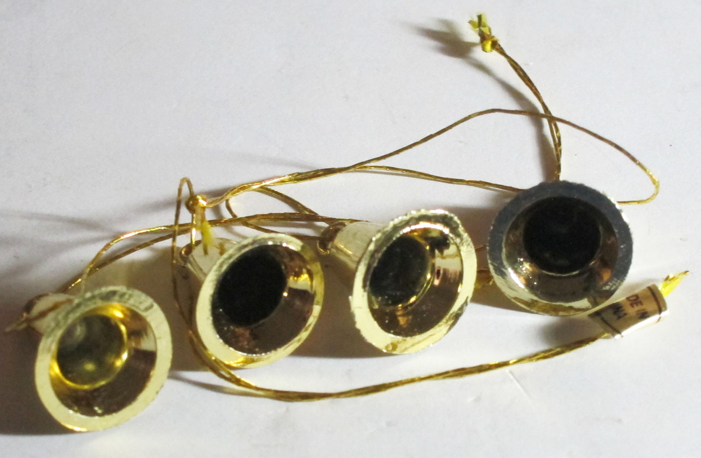 4 Golden Xmas Bells PAT606