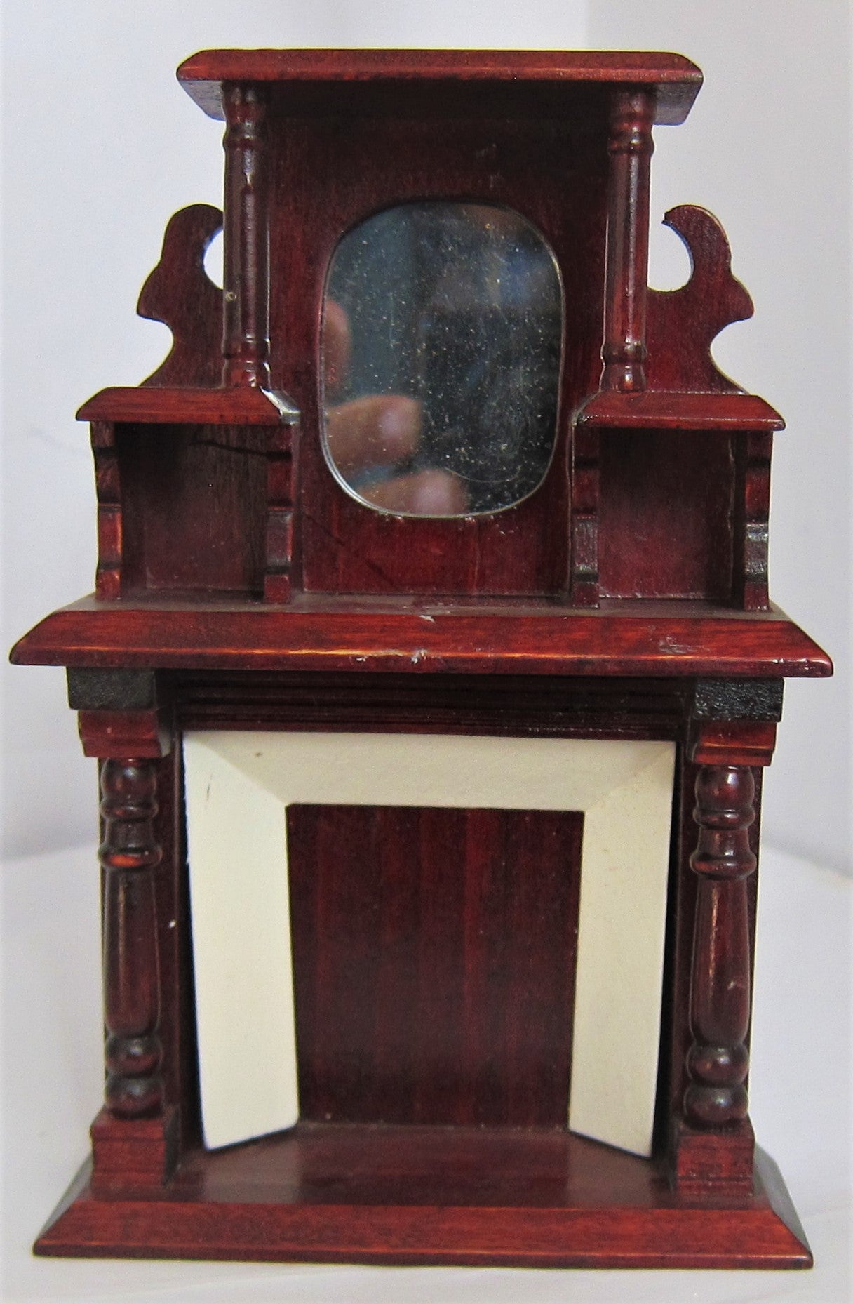 Fireplace with Over Mantle PAT845