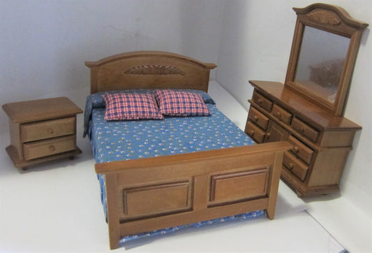 4 Piece Bedroom Set / Suite PAT873