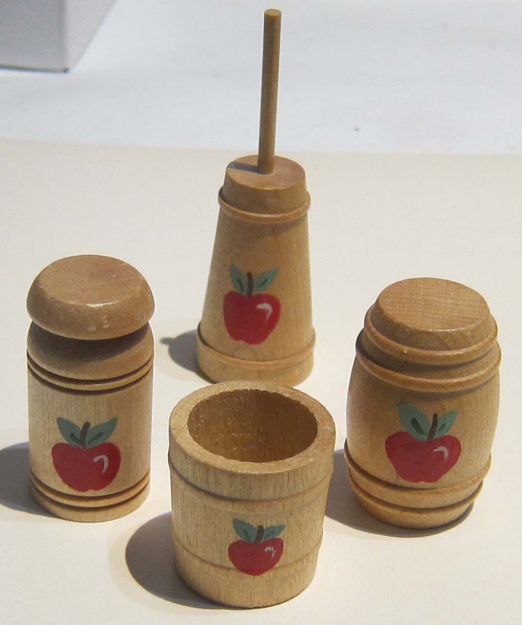 Wooden Apple Barrels PAT331