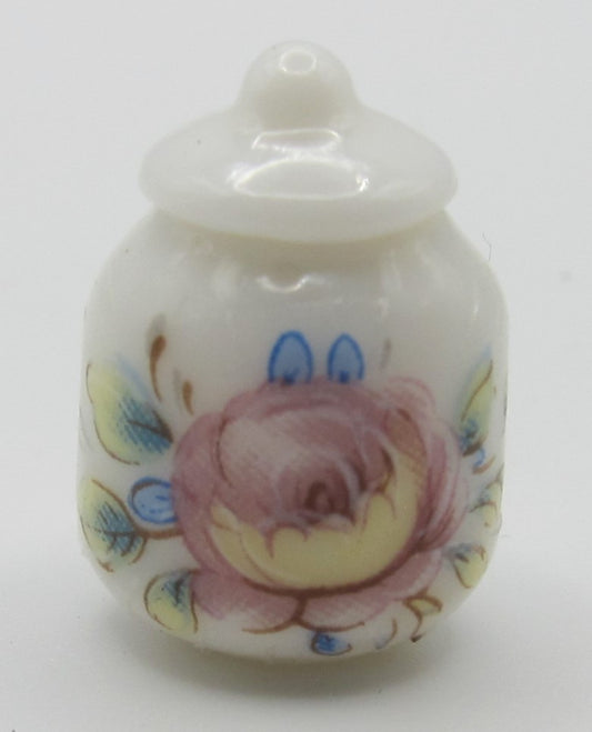 White Urn PAT1435