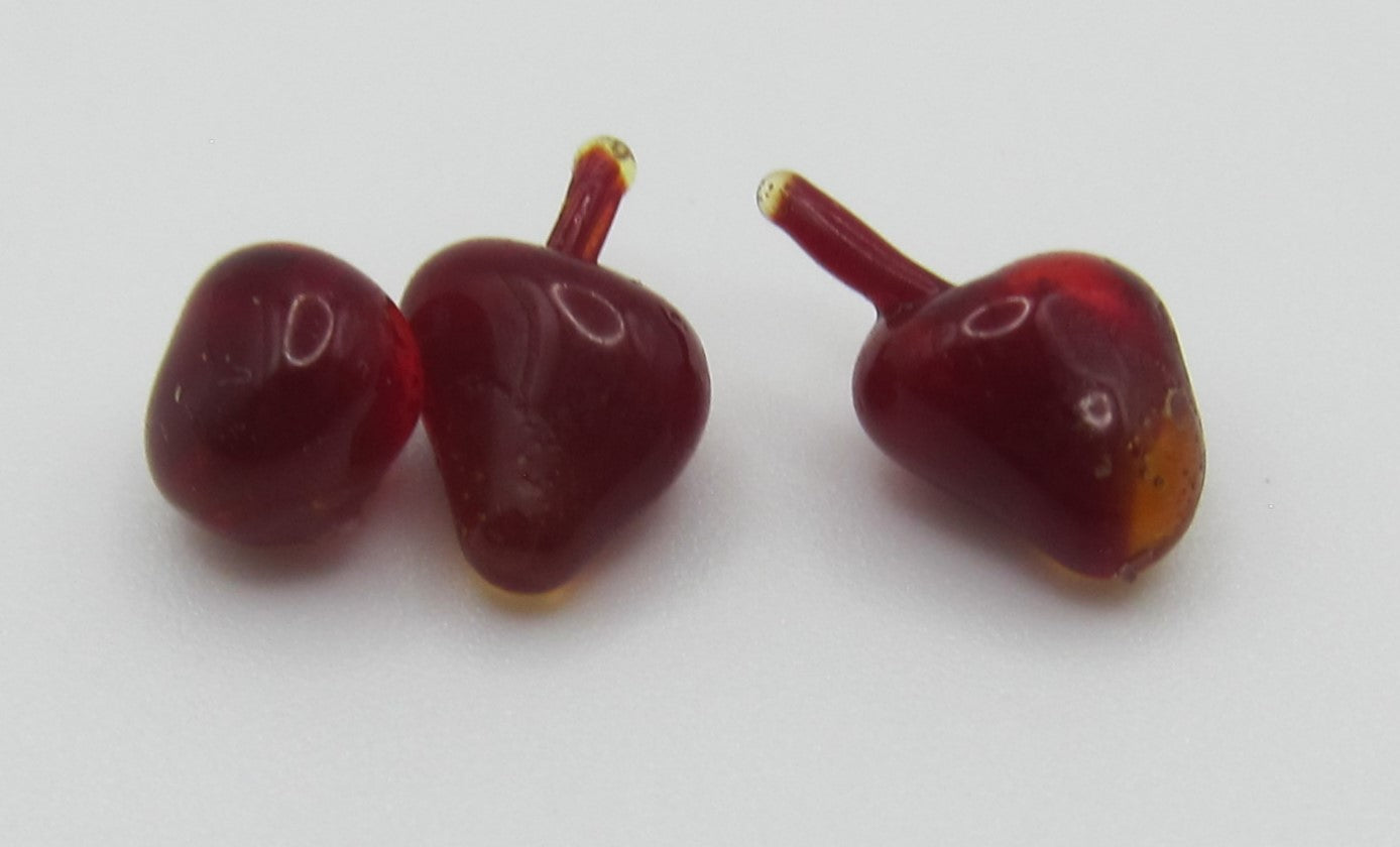 Glass Red Peppers PAT1807