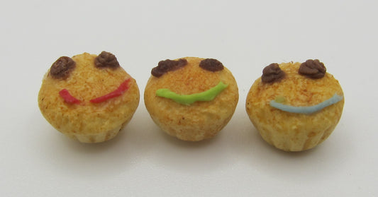 3 Smiley Iced Cup Cakes PAT1832