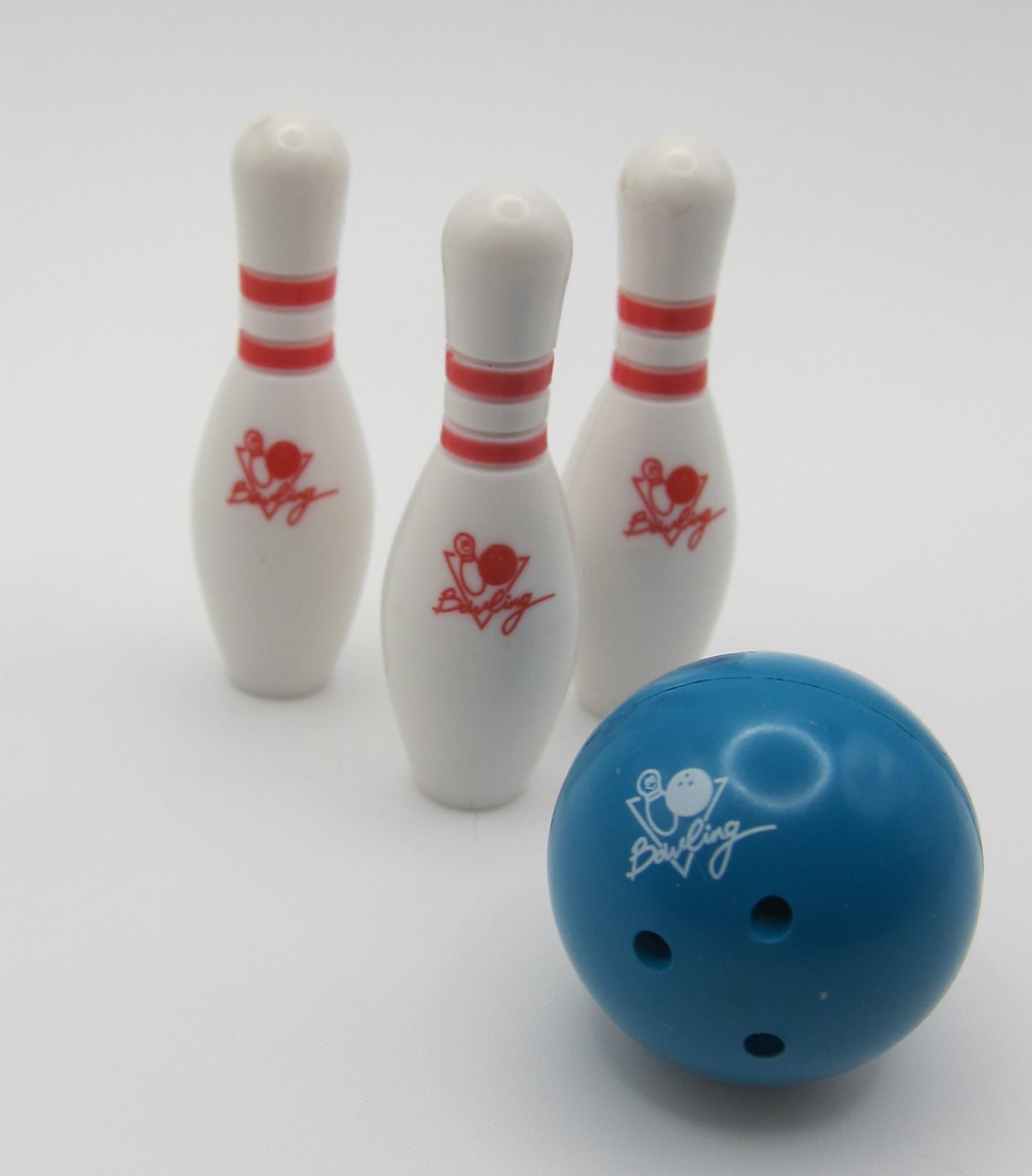 Pins And Bowling Ball PAT1855