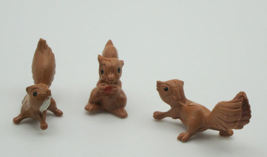 Three Brown Squirrels PAT1863