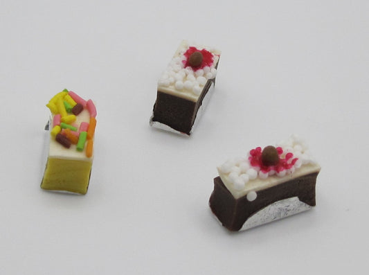 Cakes Slices PAT1866