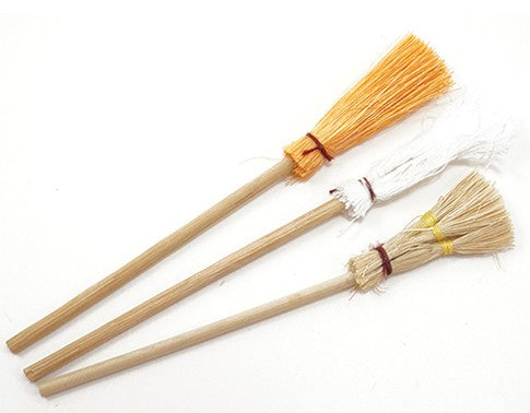 Brooms and Mop IM66070