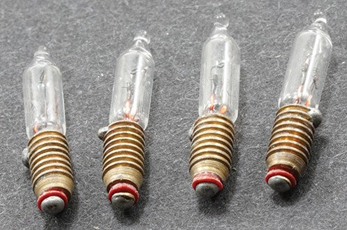 Candle Flame Screw Bulb MH611