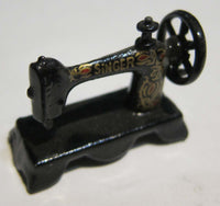 Singer Sewing Machine PAT226