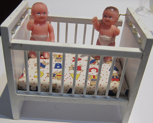 Baby Cot with Babies PAT665